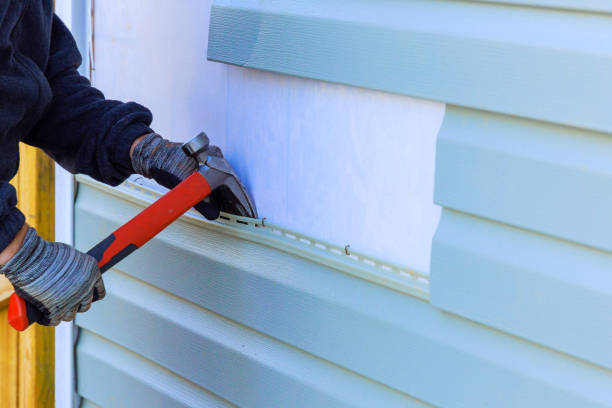 Trusted Storm Damage Siding Repair service in Oldsmar, FL - Creative Siding